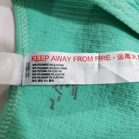 Urban Outfitters Out From Under Hailey Seamless Plunging Bra Top NWT Medium Boho - Picture 5 of 8